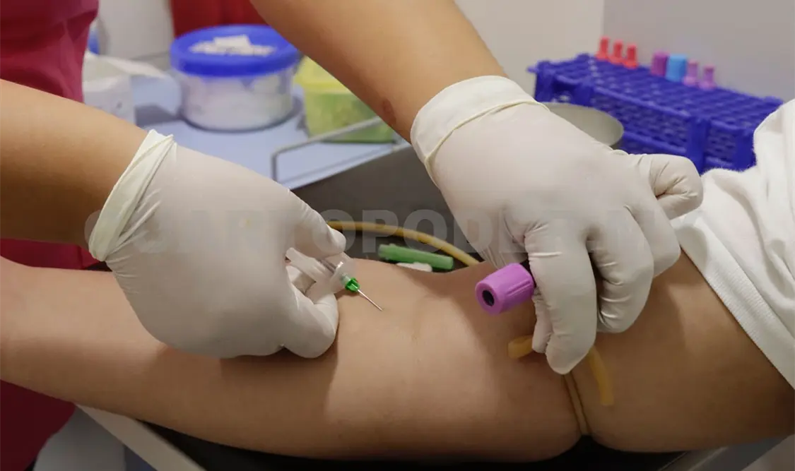 Ciclistas en Tapachula y habitantes de Tuxtla Gutiérrez acudieron a donar sangre de manera voluntaria. Carlos López / CP