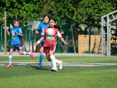 Coventry y Hampton School, campeones