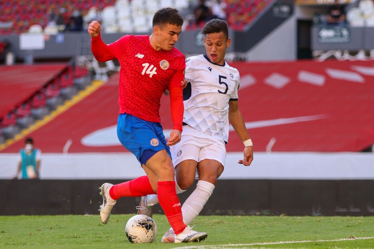 Costa Rica, a superar a República Dominicana