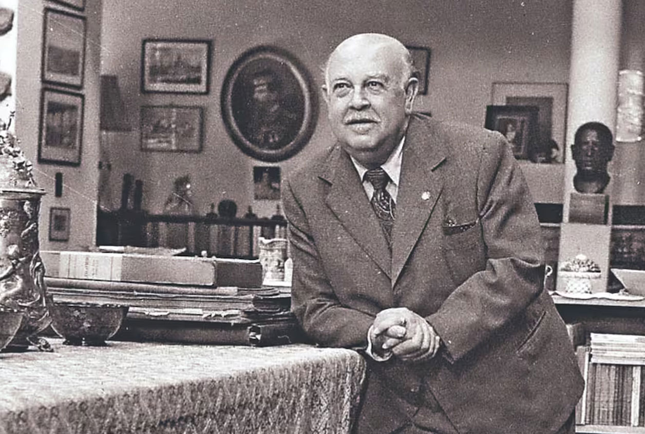 Revisitan a Alfonso Reyes con libros