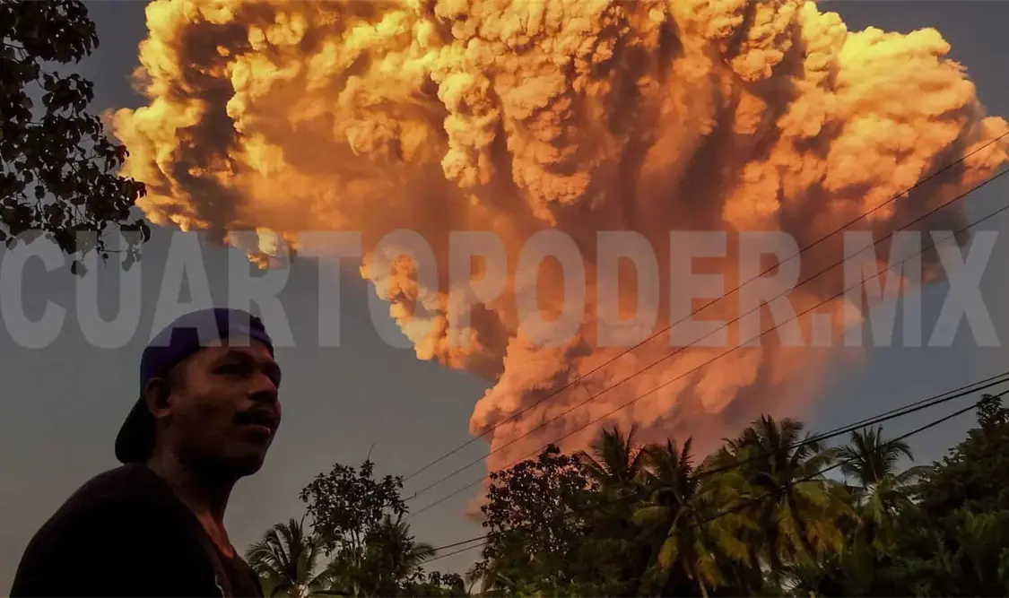 Erupción del volcán Lewotobi Laki Laki paraliza vuelos y obliga a evacuaciones en Indonesia