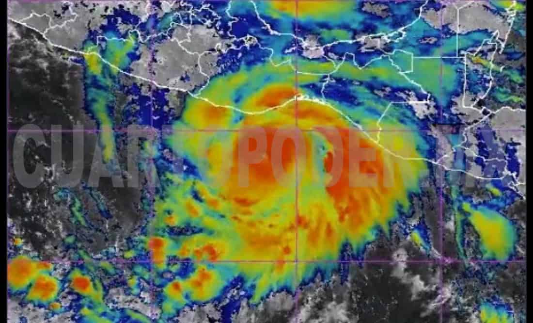 Huracán Erick se fortalece a categoría 2 y amenaza con lluvias e inundaciones devastadoras
