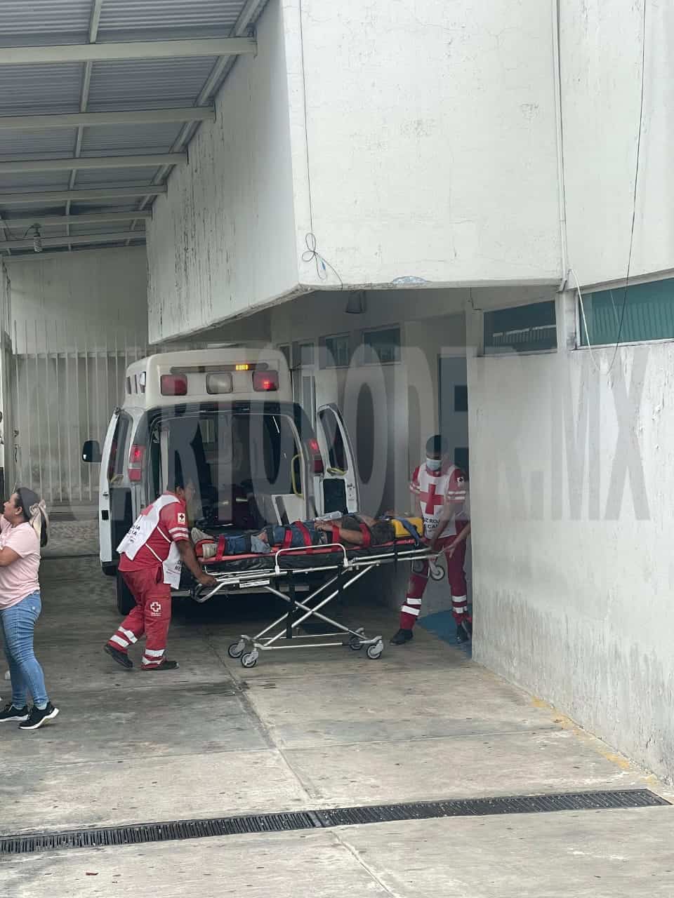 Se cae de los andamios y termina fracturado