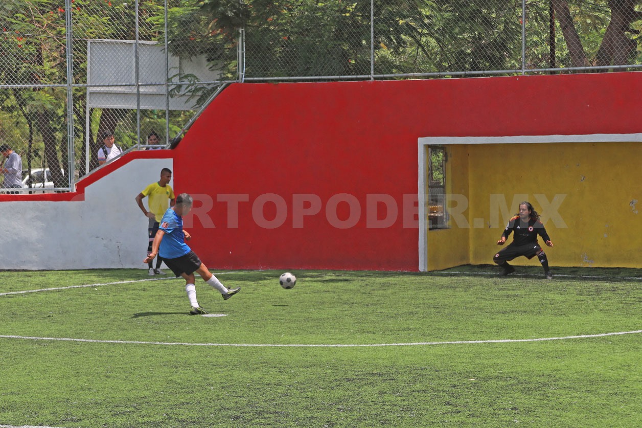 Lobos FC aúlla fuerte en el Héroes Bonampak
