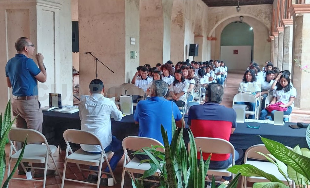 Fortalecen el arte con estudiantes