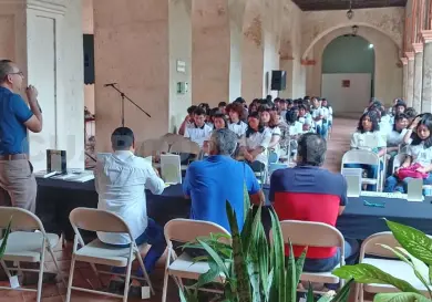 Fortalecen el arte con estudiantes