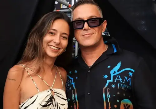 Salen en defensa de Alejandro Sanz