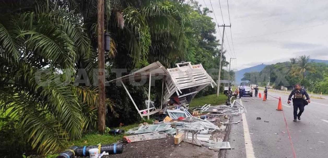 Un chofer lesionado y daños en volcadura