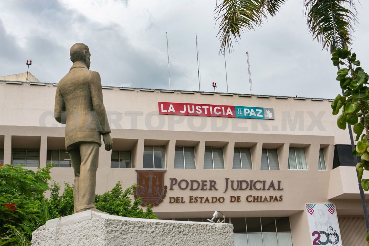 Sentencia condenatoria por pederastia agravada