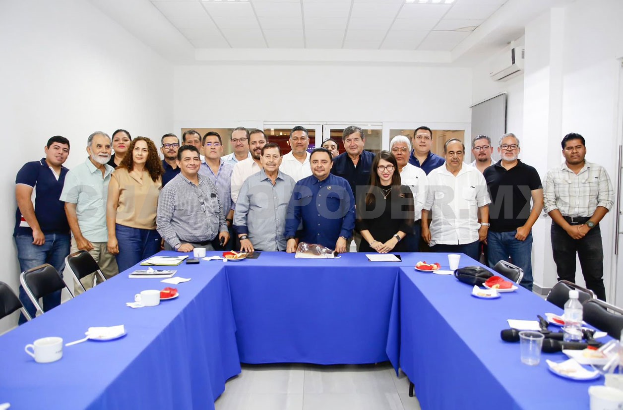 Moreno Guillén participa en reunión de Canacintra