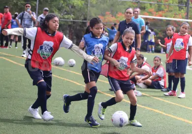 Van ocho por la gloria del Futbolito Bimbo