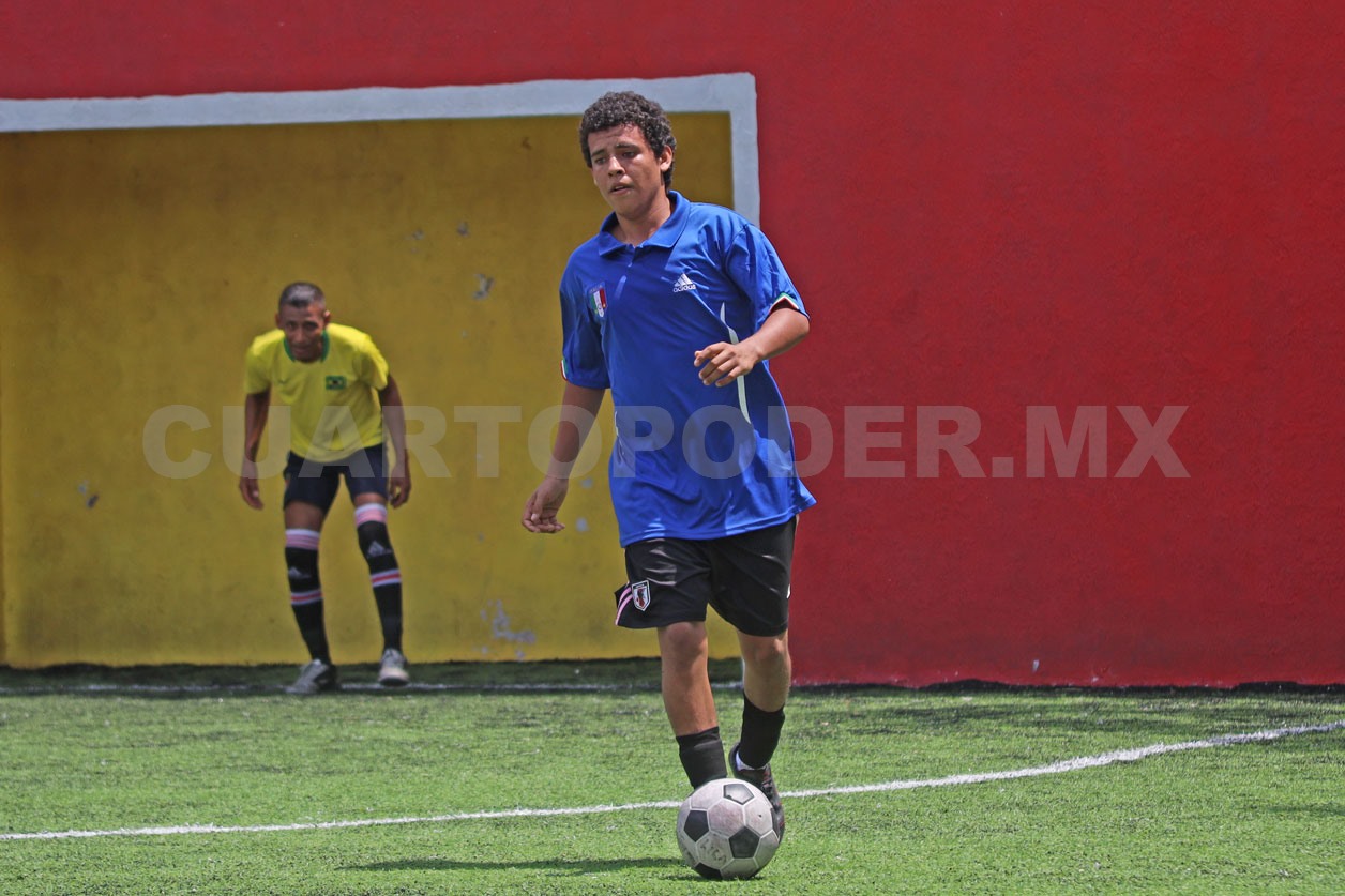 Lobos FC choca con Los Alcohólicos