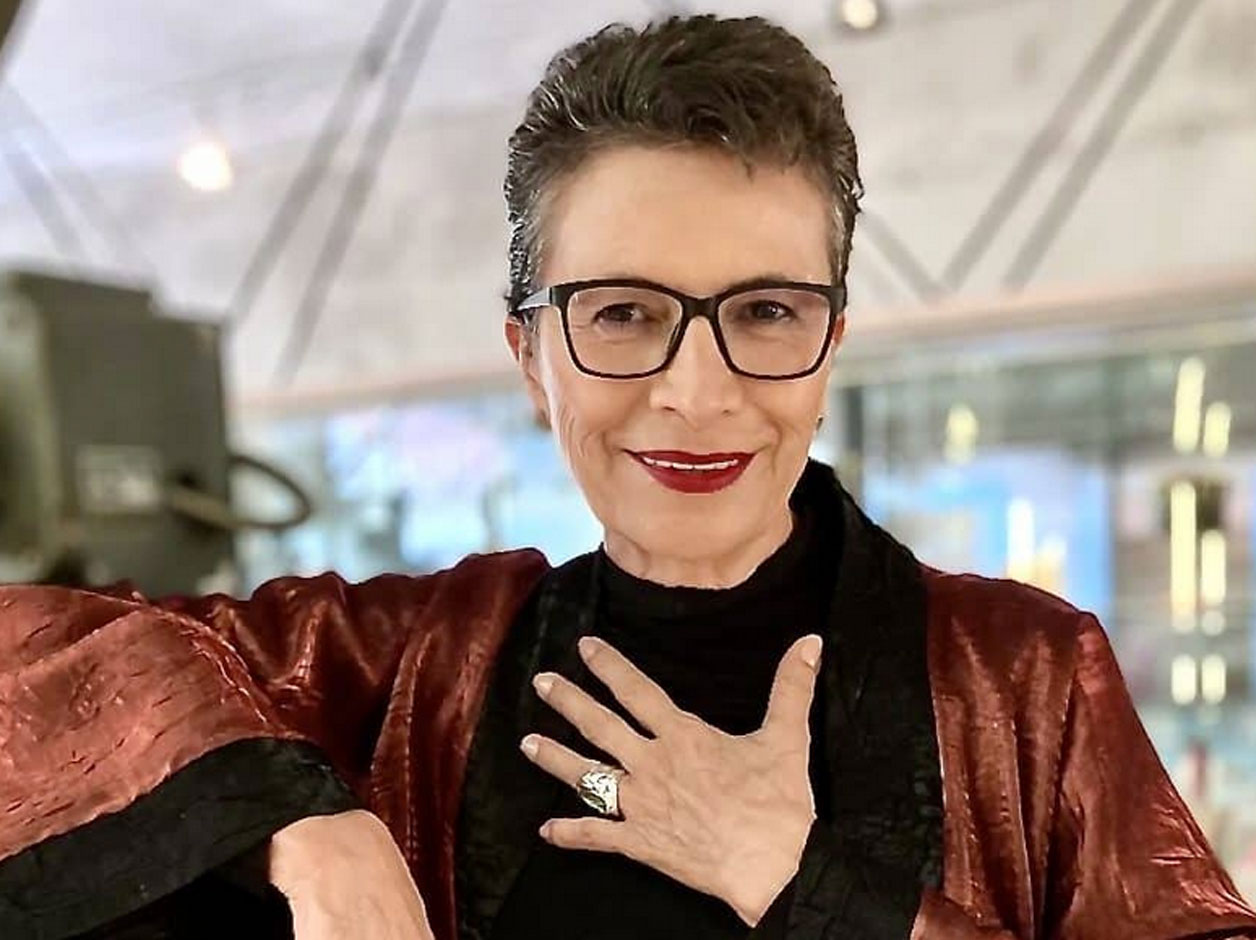 Spíndola, premiada por su “amante”
