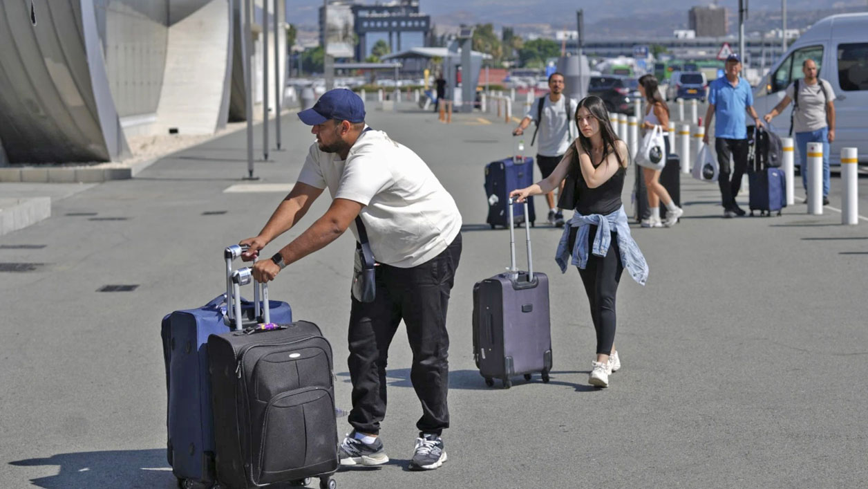 Reportan evacuación de 183 connacionales de Medio Oriente