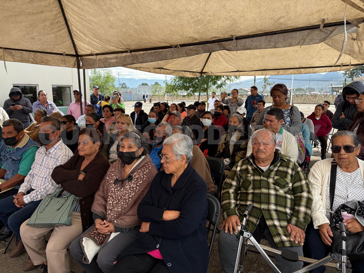 Realizan jornada de operaciones de cataratas