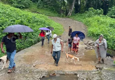 Puente podría dejar incomunicadas a varias familias