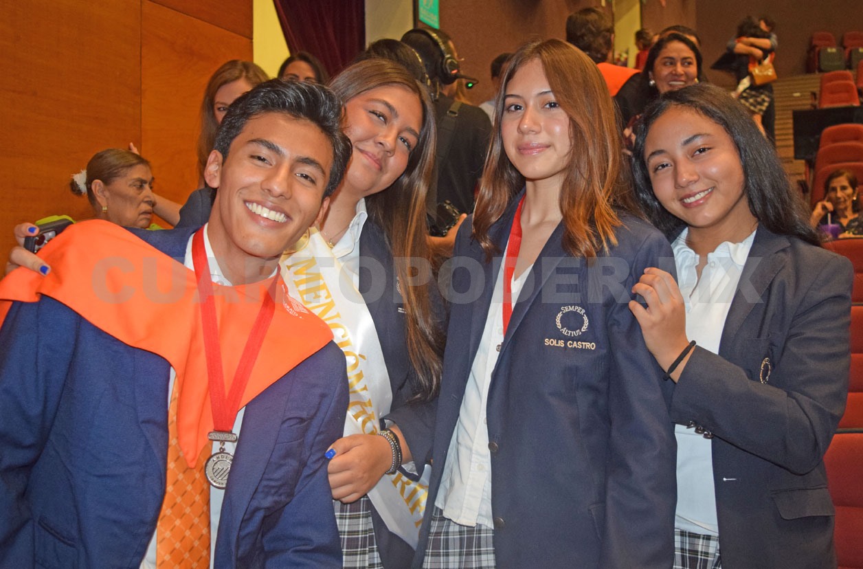 Culminan la prepa