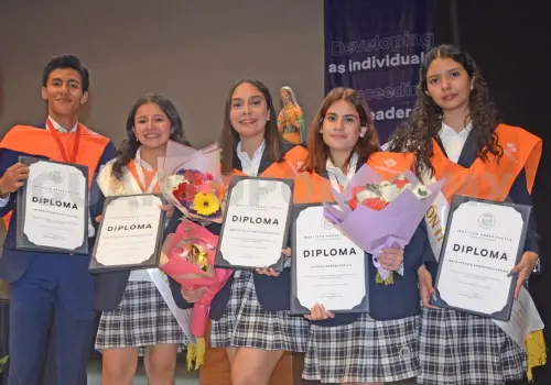 Culminan la prepa