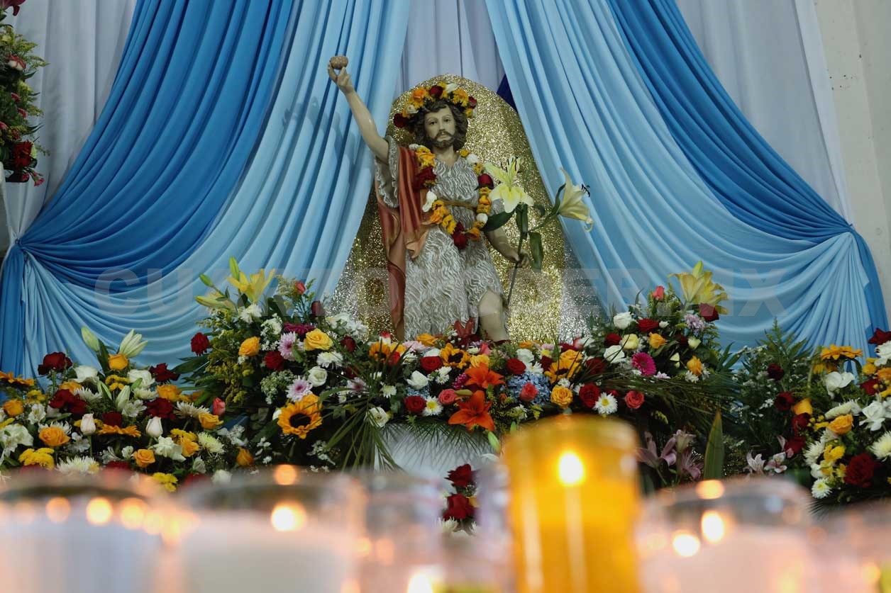 Con algarabía festejan a San Juan Bautista