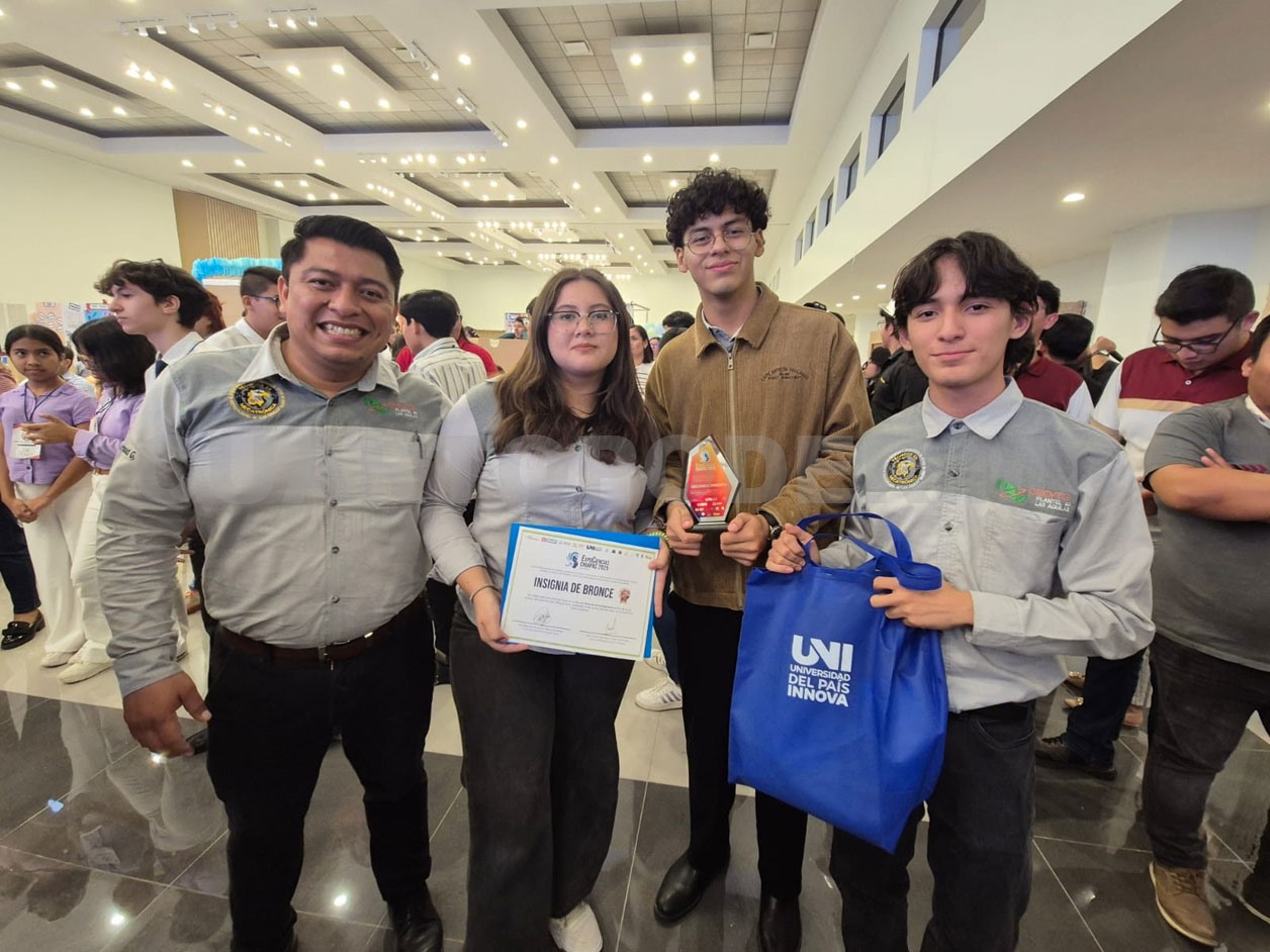 Talento estudiantil es premiado en Expo-Ciencias 2025