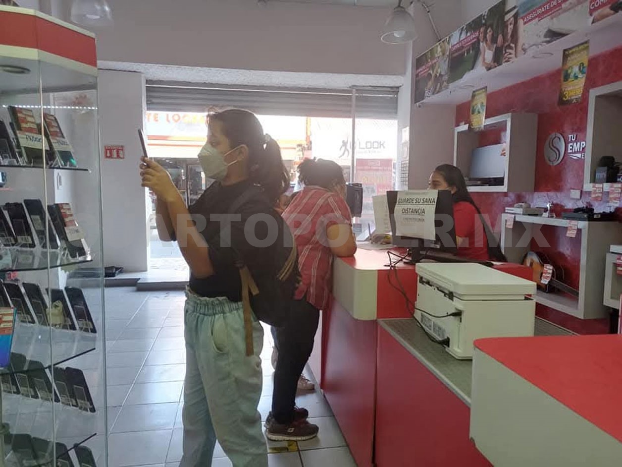 Gastos excesivos por festejos de clausuras escolares