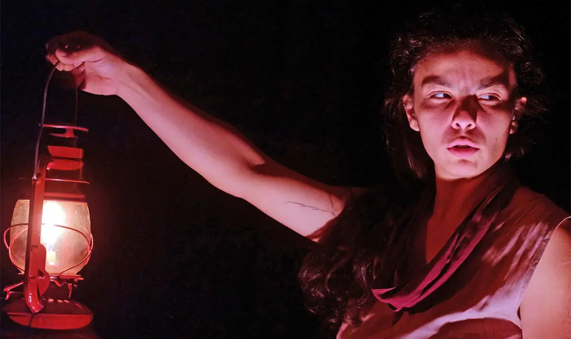 Con esta obra, Darinka concluye su maestría en Dirección Escénica. Cortesía