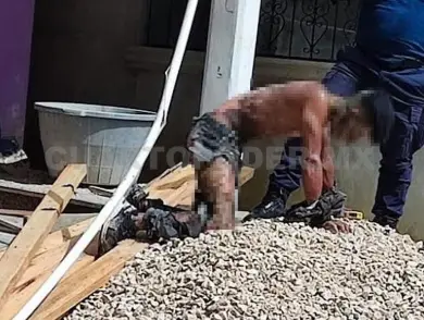 Albañil se electrocuta mientras trabajaba