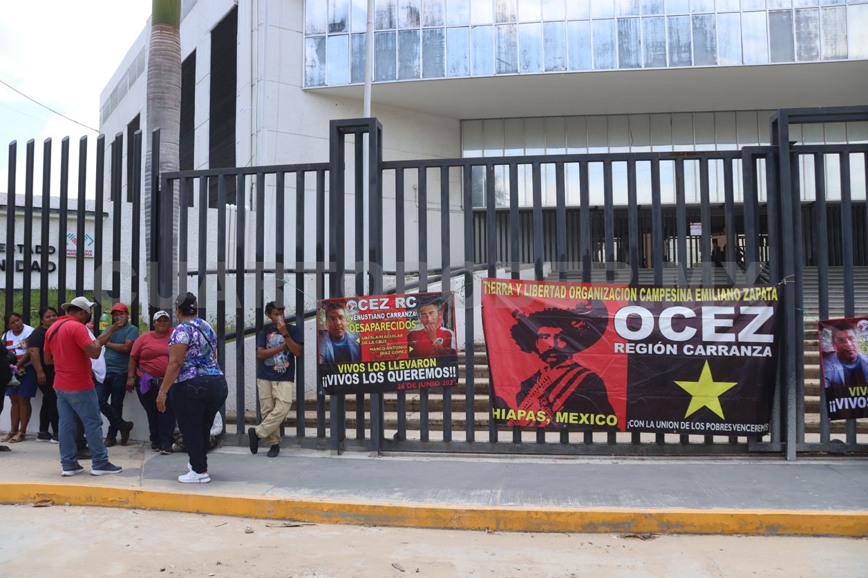 Exigen justicia tras desaparición de campesinos