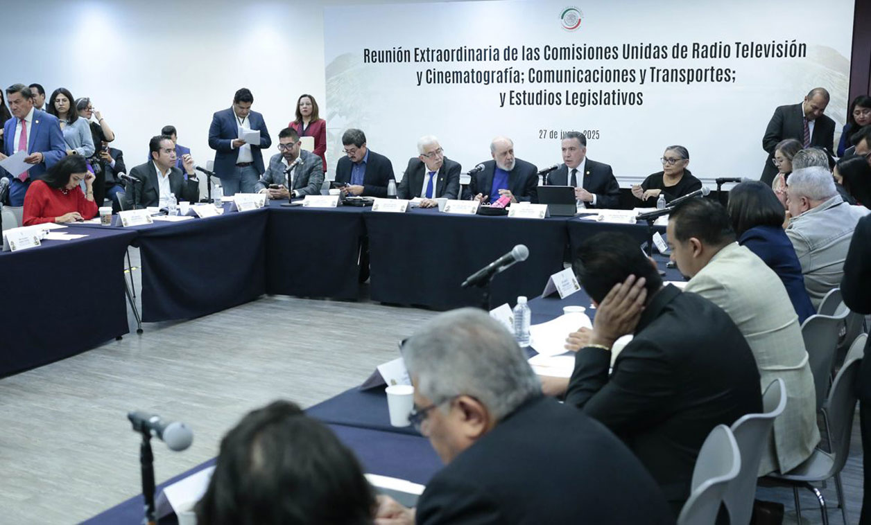 Avanza en el Senado Ley de Telecom