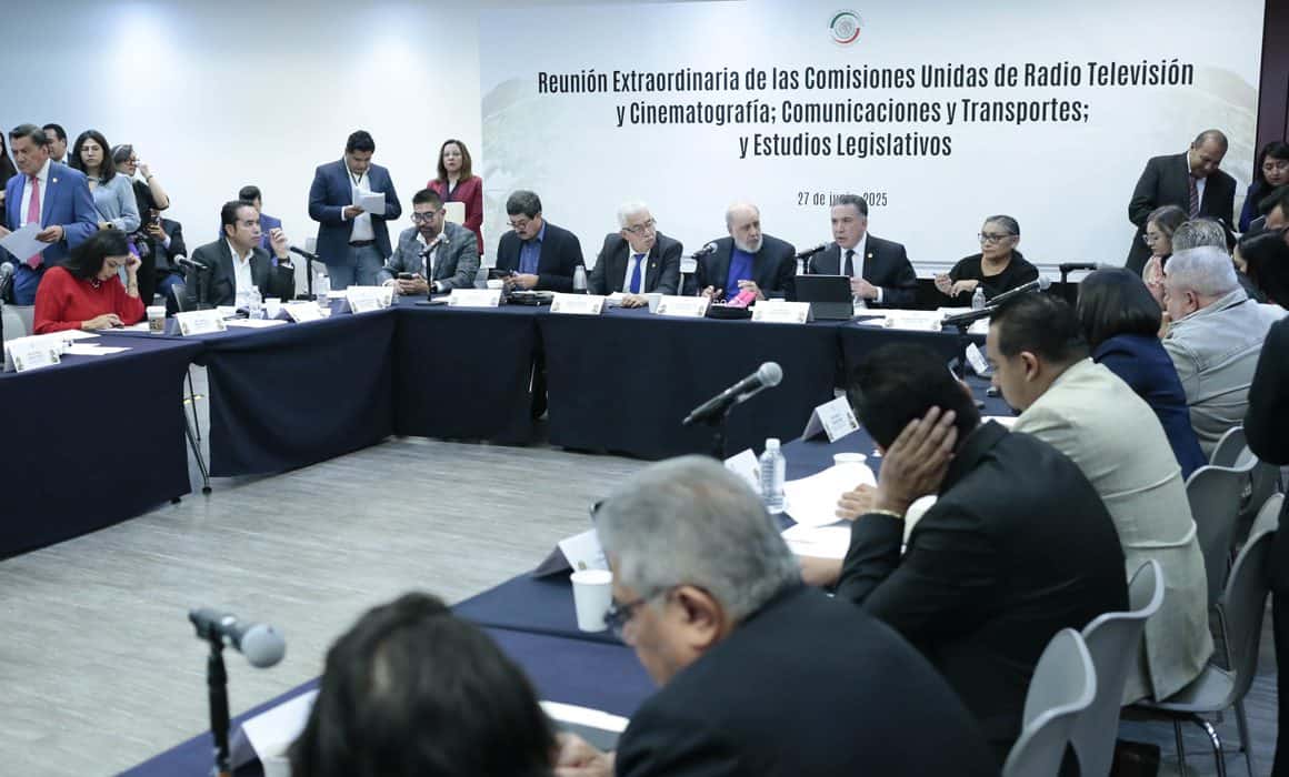 Avanza en el Senado Ley de Telecom