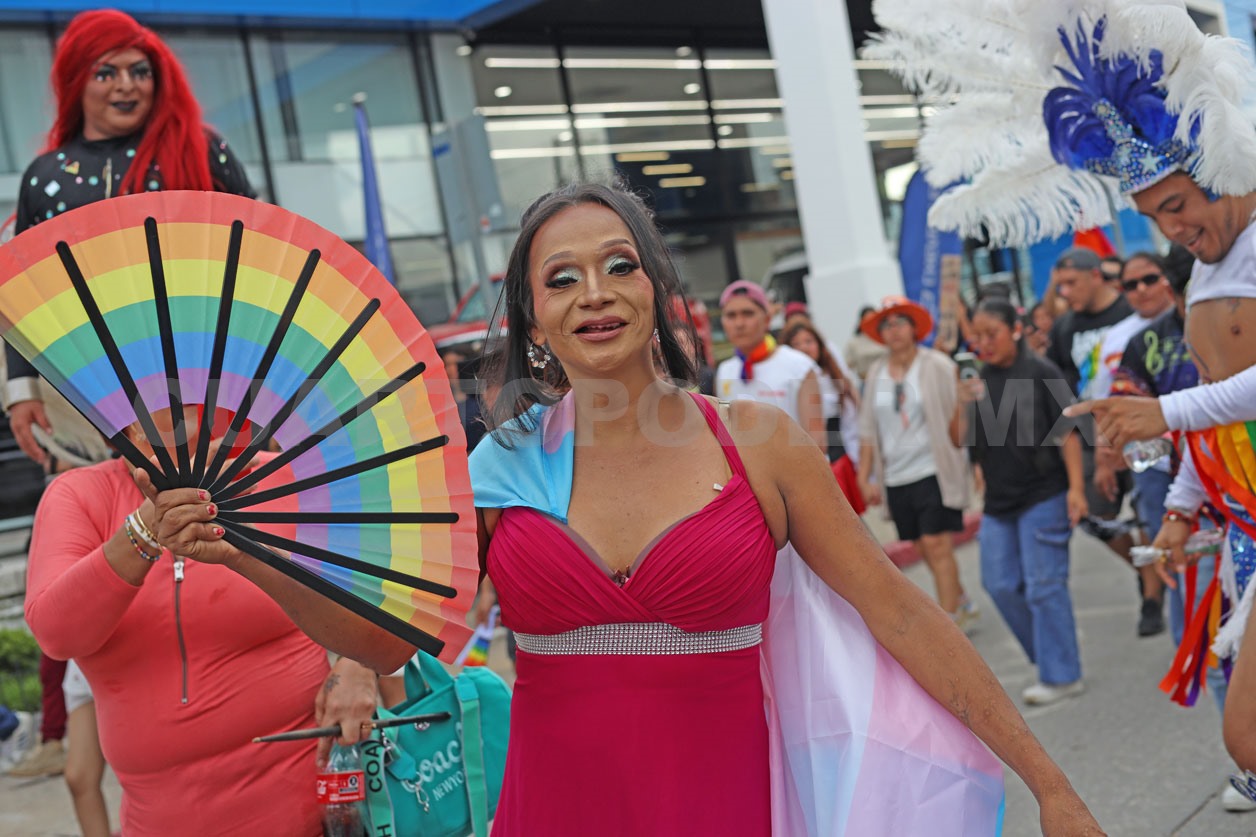 Desafían la invisibilidad de las vejeces LGBT+