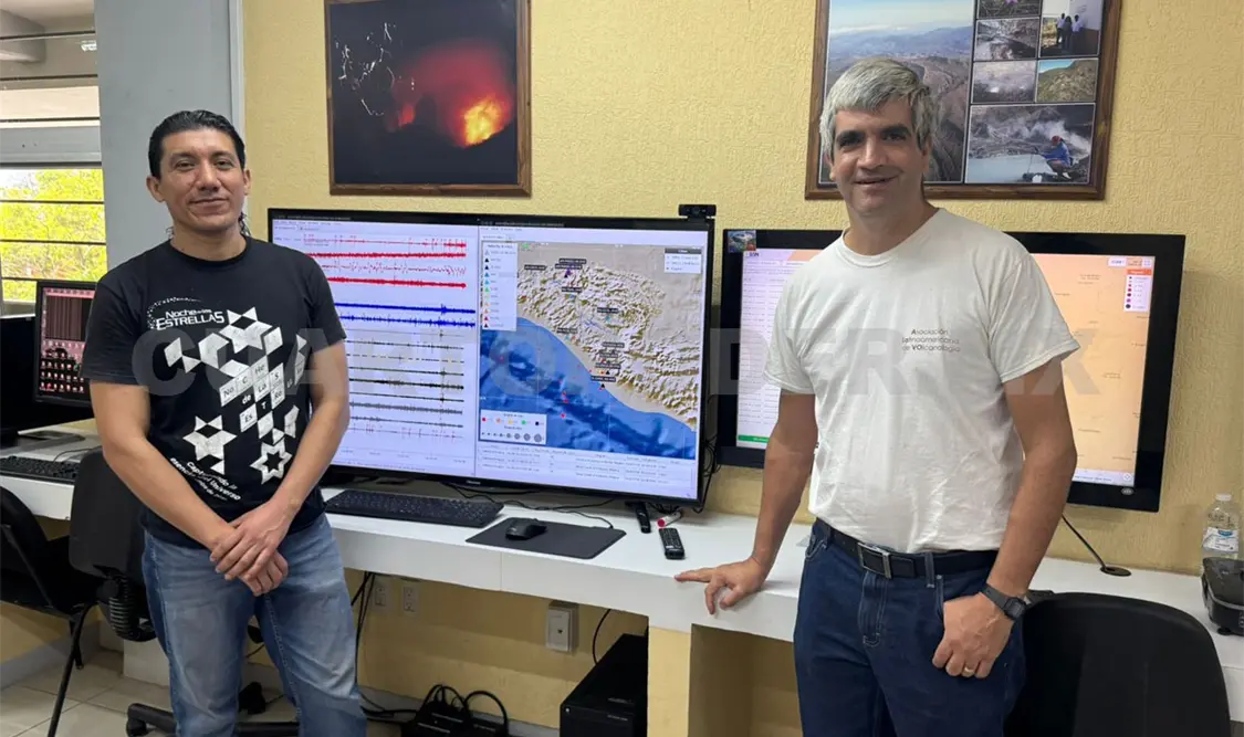 Los especialistas siguen de cerca la actividad. Andrés Domínguez / CP