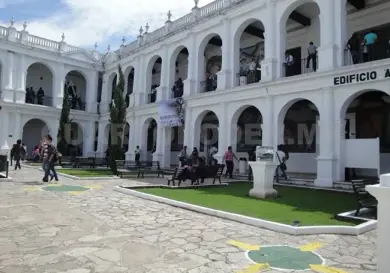 Revisan el programa académico de Derecho
