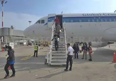 Venezolanos, excluidos de vuelos humanitarios