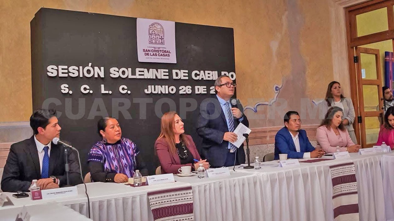 Declaran Benemérita a la Unach en SCLC