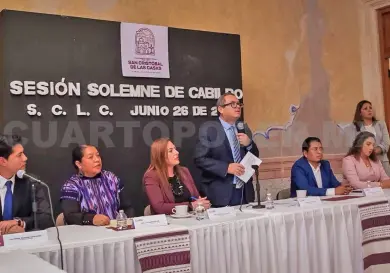 Declaran Benemérita a la Unach en SCLC