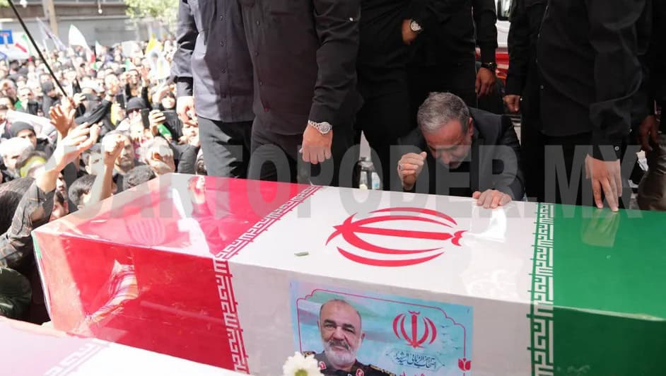 Irán honra a sus mártires tras guerra con Israel en masivos funerales de Estado