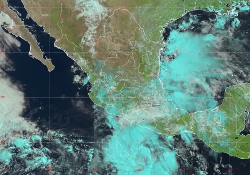 Se forman tormentas Flossie y Barry