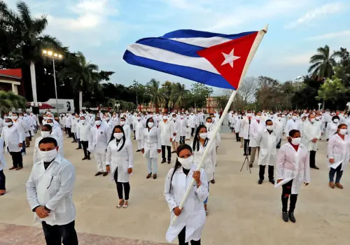 Hasta en 24 estados hay médicos cubanos
