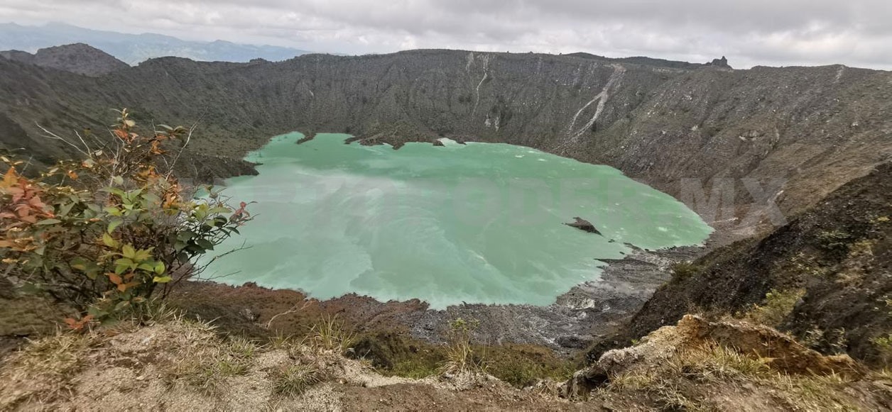 Casi 300 sismos anuales alrededor de volcanes