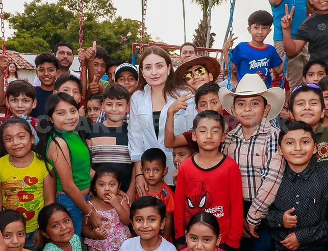 Valeria Rosales entrega parque remodelado