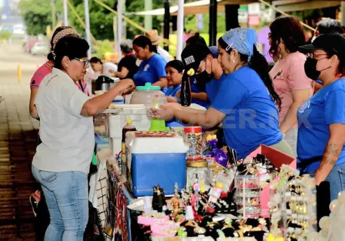 Realizan 1ra Edición de Economía Creativa 2025