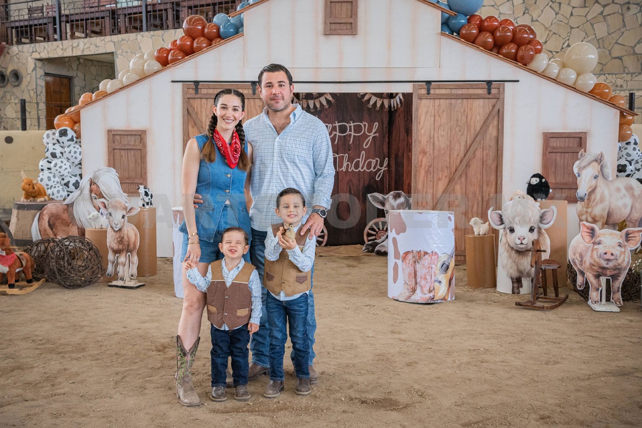 Felicidades, Rafael y Óscar