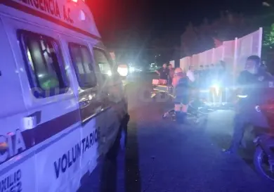 Derrapa por falla mecánica en moto