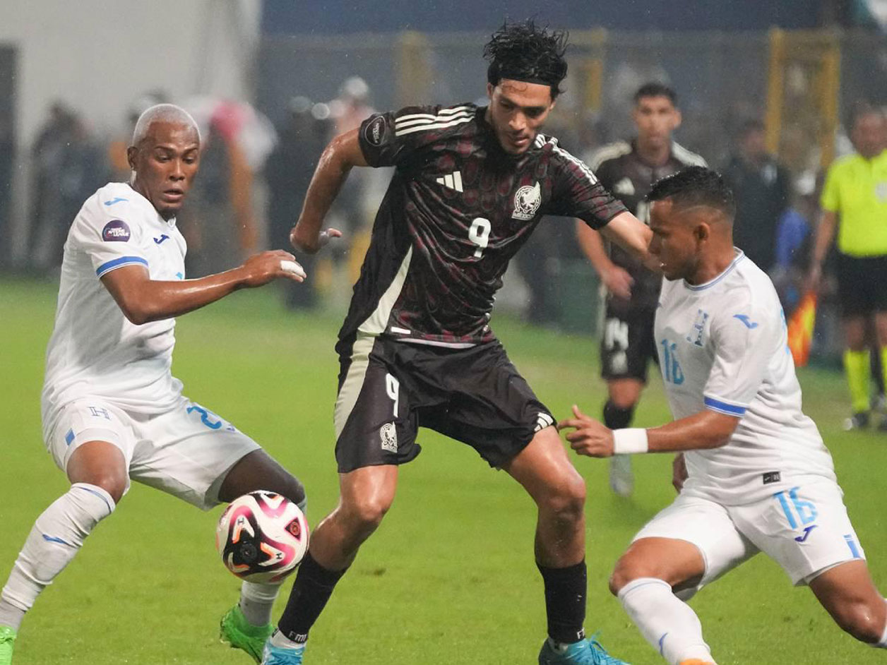México enfrenta a Honduras en semifinales