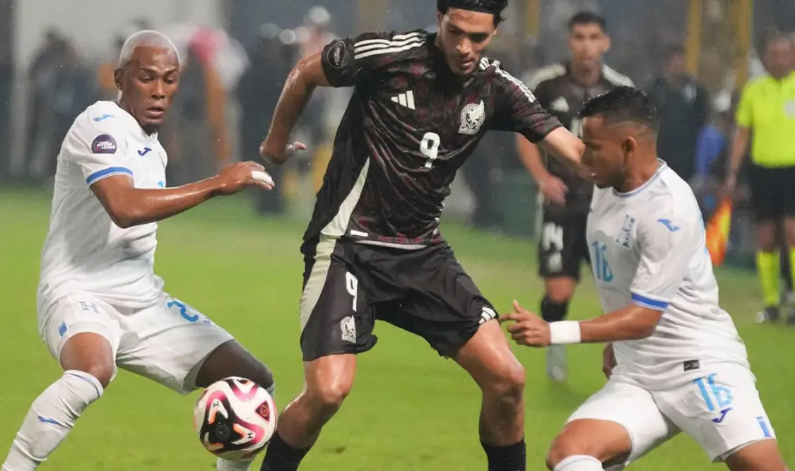 El Tri se ubicó entre los cuatro mejores de la región y se medirá con el conjunto catracho. Agencias