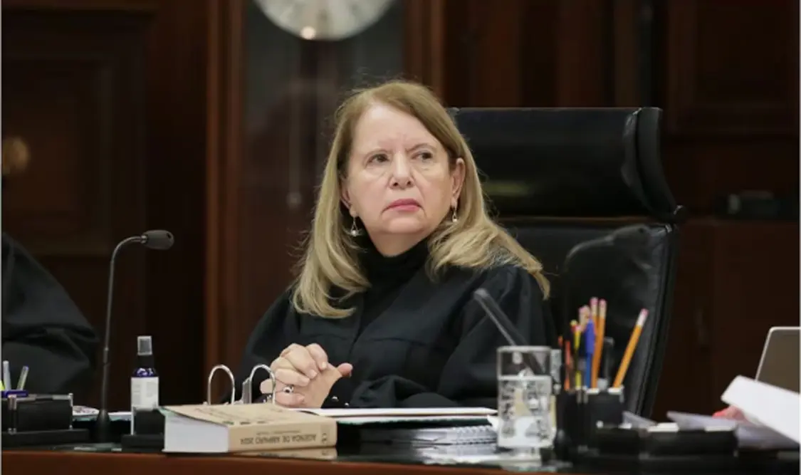 Nuevos ministros sí usarán toga