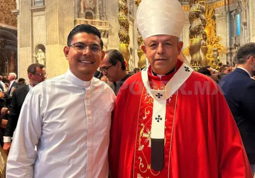 Arzobispo recibe palio del papa