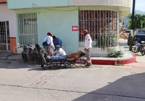 Corte de circulación deja dos lesionados