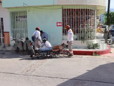 Corte de circulación deja dos lesionados